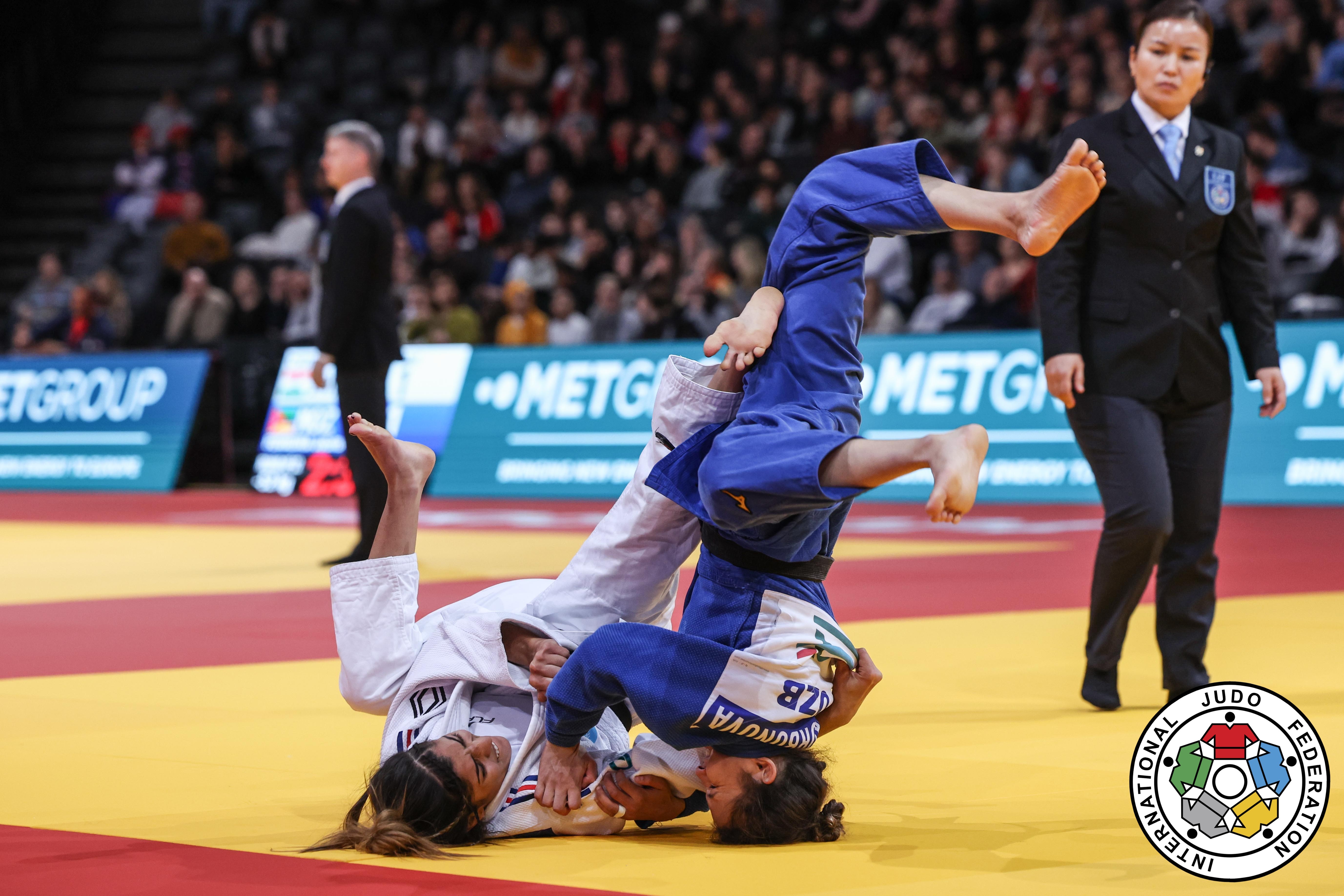 48kg: A First Paris Gold for Boukli / IJF.org