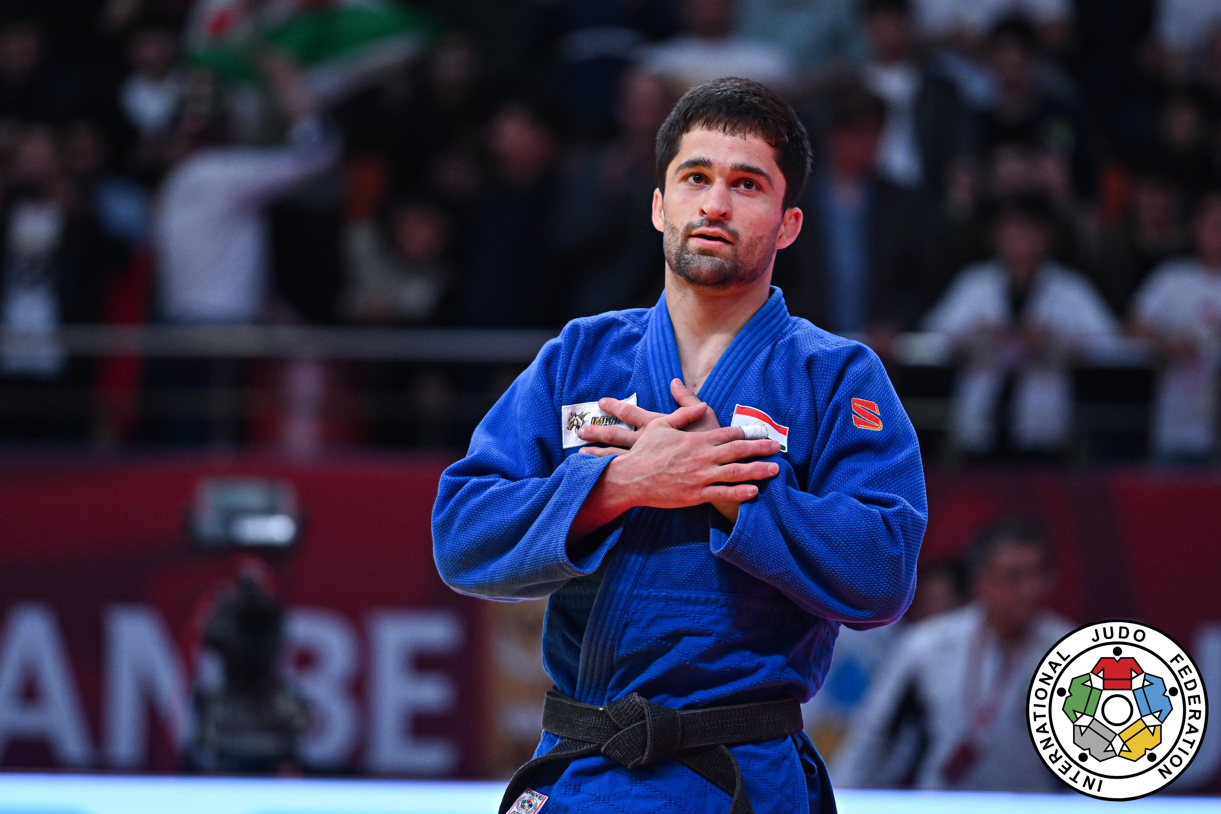 Ikkining xotini retro porno film