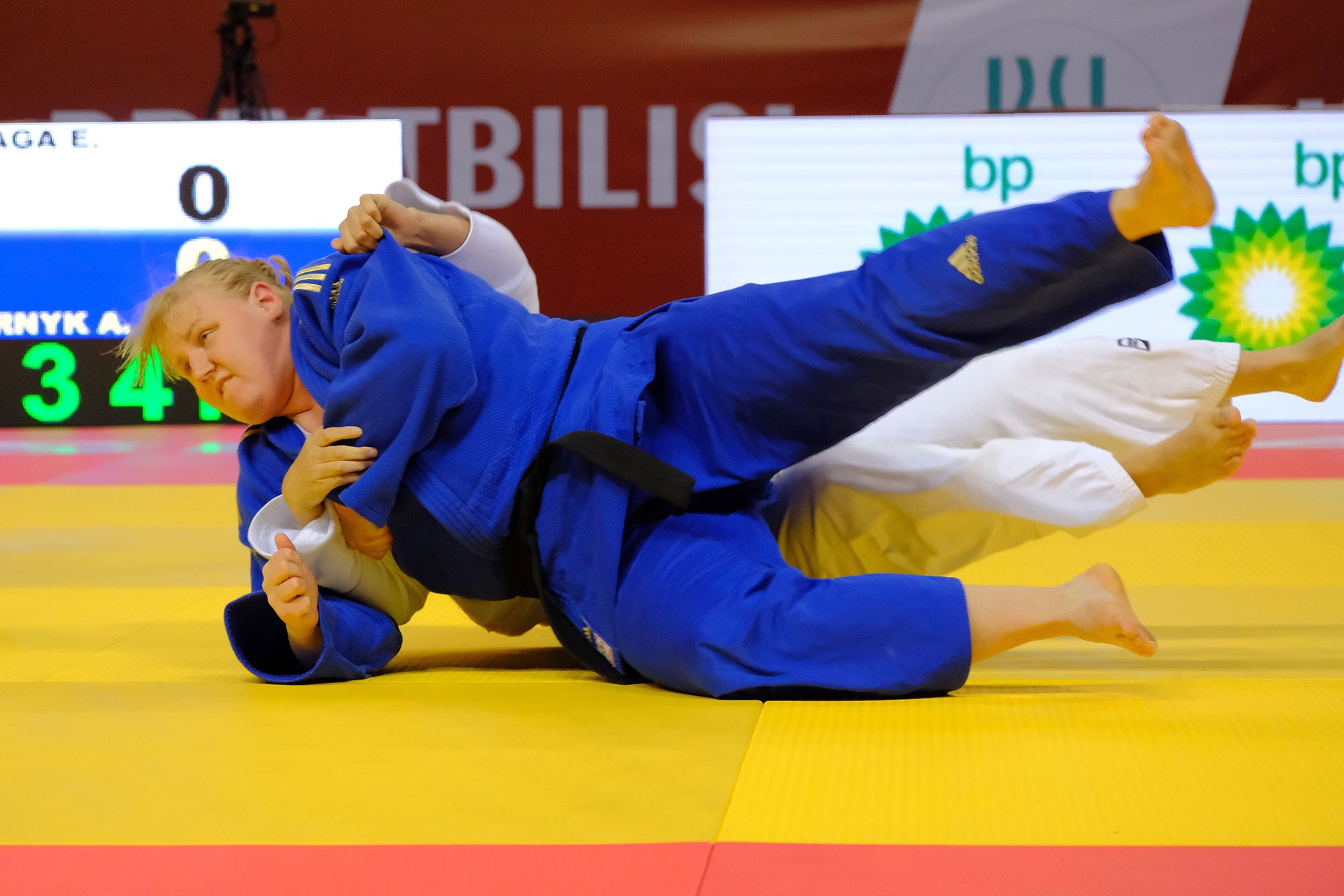 Para Judo athlete in action