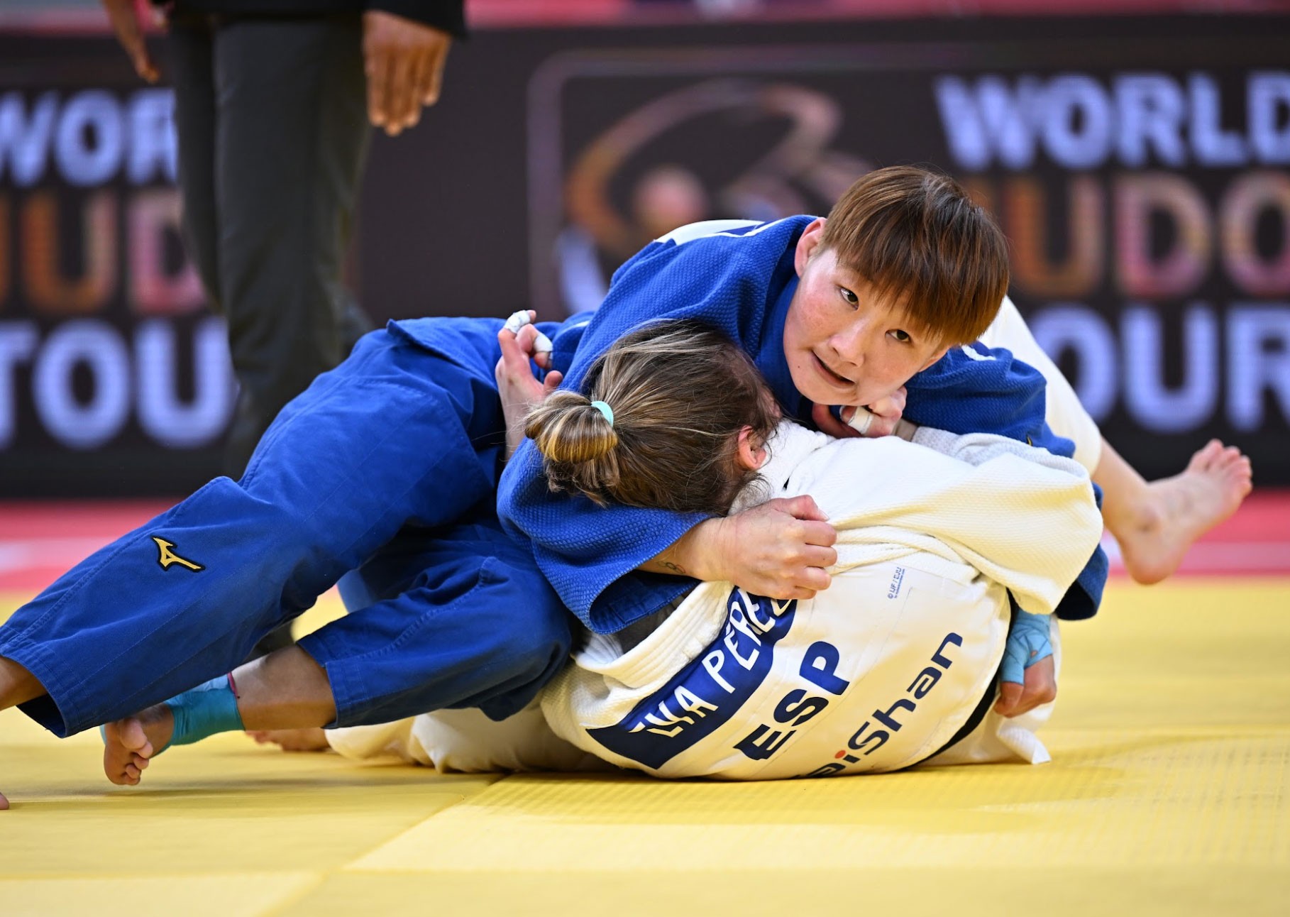 Plyaj fotosuratidan tangalar