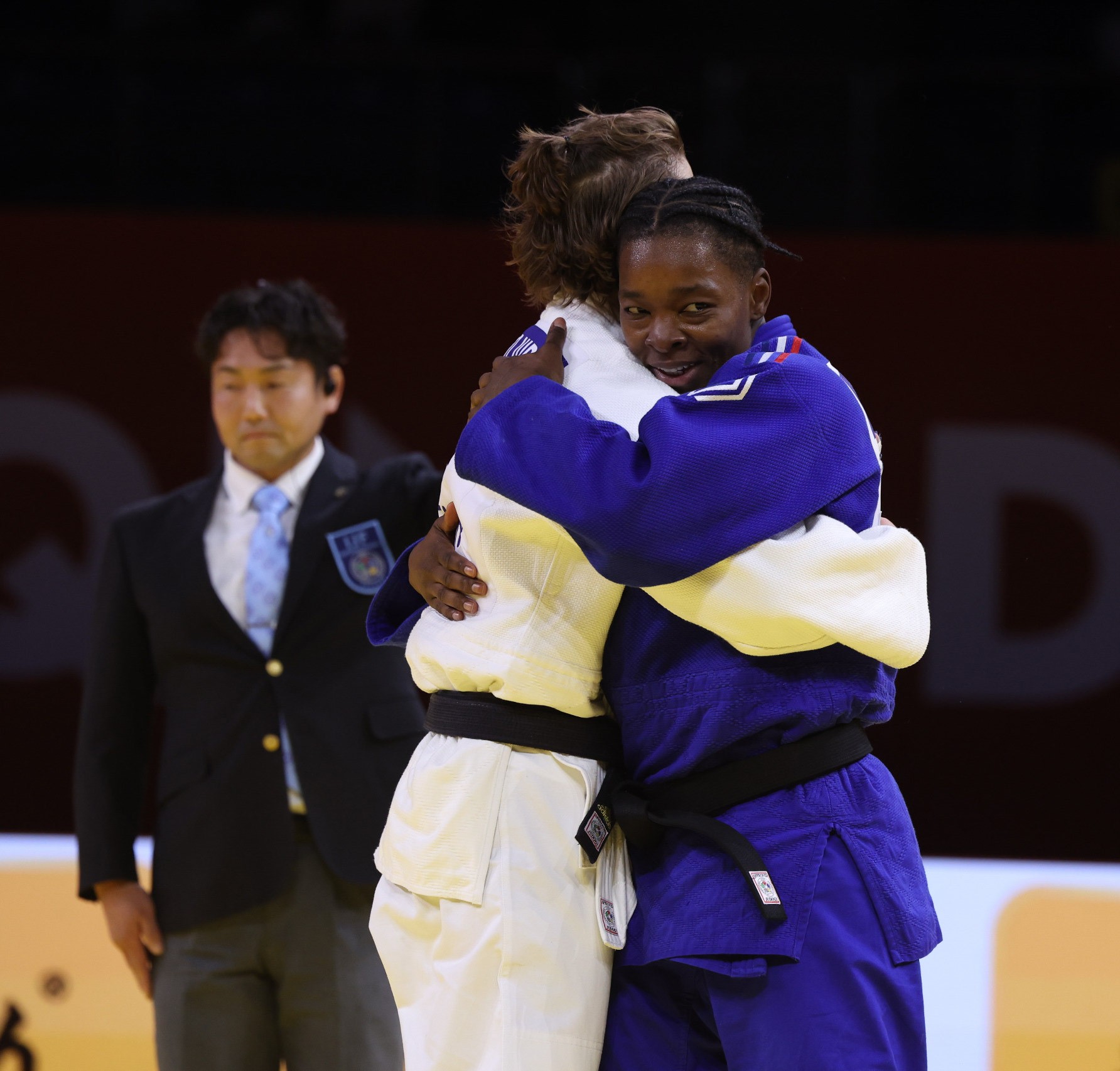 Porno birodar sikiklari opa onlayn Anna Smart rasmlar